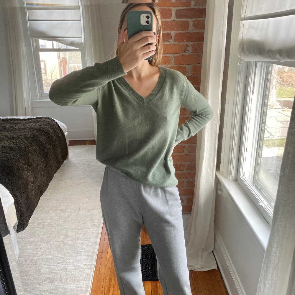 Vince Green Cashmere Sweater